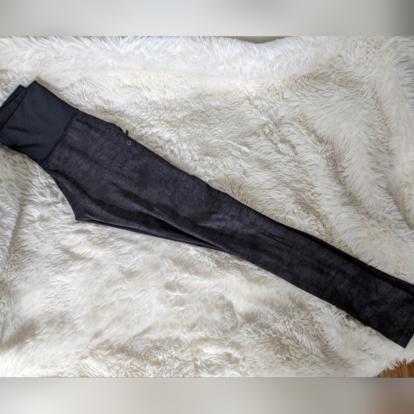 LNC Adidas woven sweat-wicking high waist leggings, breathable, grey & black, xs - Picture 5 of 8